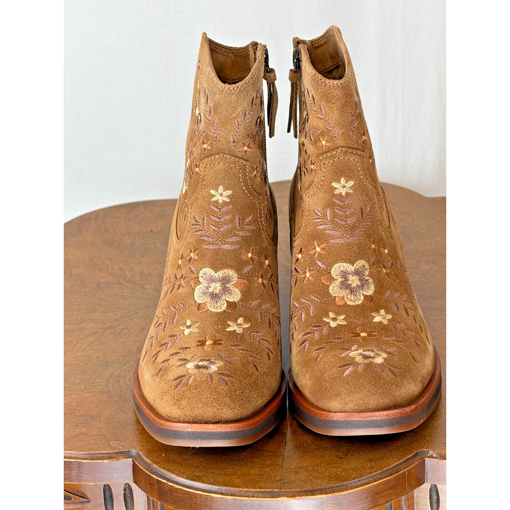 NIB Sofft Sophie Brown Suede Embroidered Western Ankle Boot Womens 7 #0304 - Picture 2 of 8